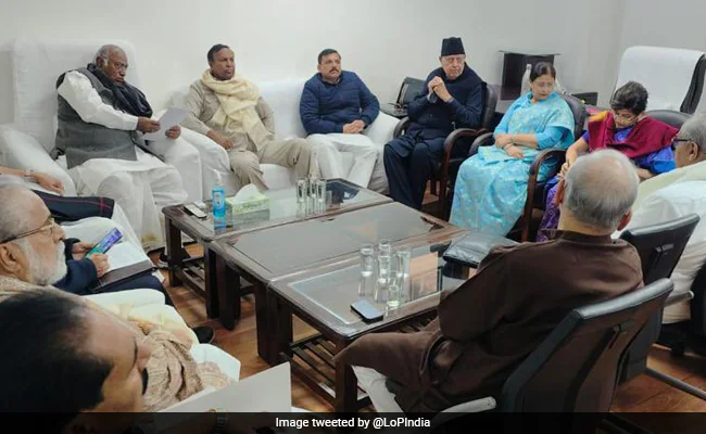 AAP, Trinamool's Surprise Appearance At Congress-Led Strategy Meet