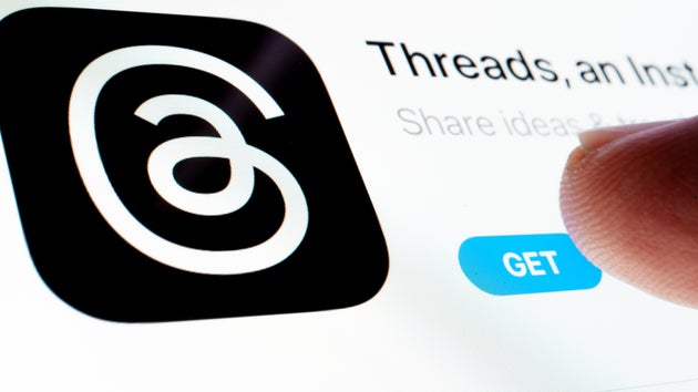 Threads App Sees Over 50 Million Users Sign Up Within a Day as Instagram's Competition With Twitter Heats Up