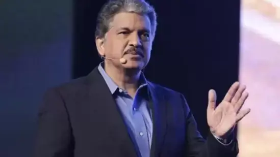 Man asks Anand Mahindra to lend him ₹1 lakh, industrialist replies