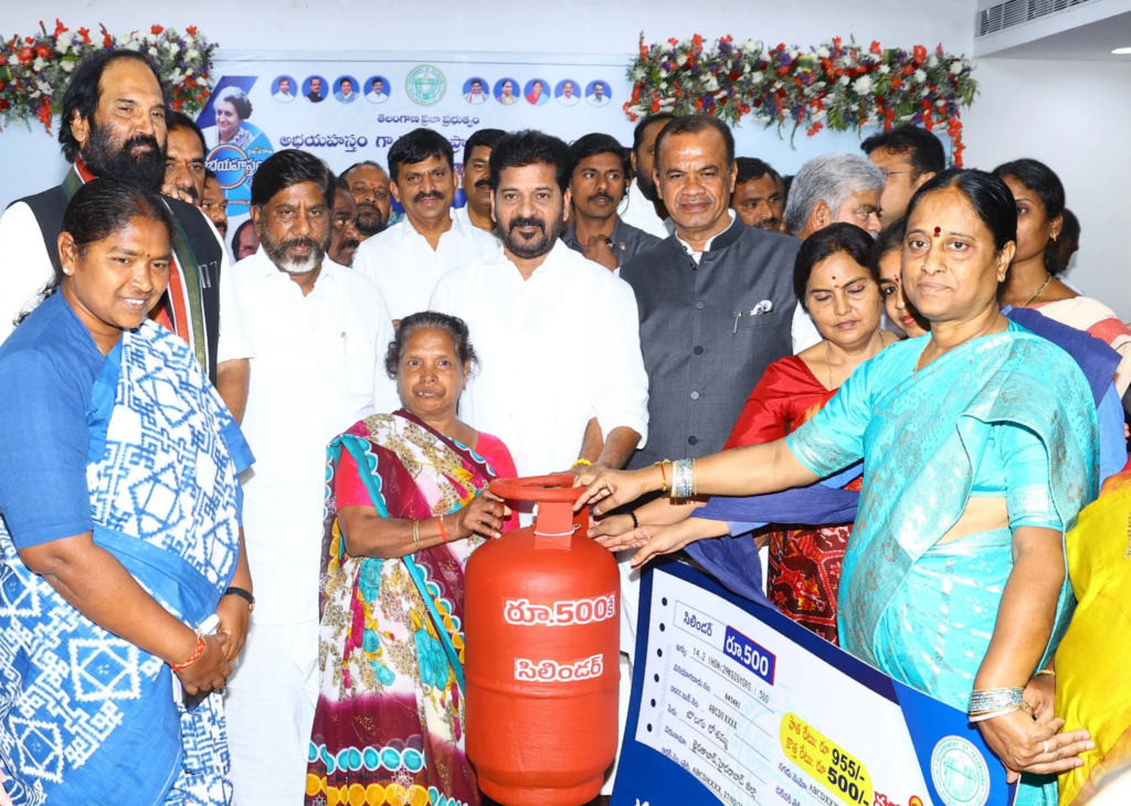 White ration card holders with active LPG connection eligible for Mahalakshmi scheme
